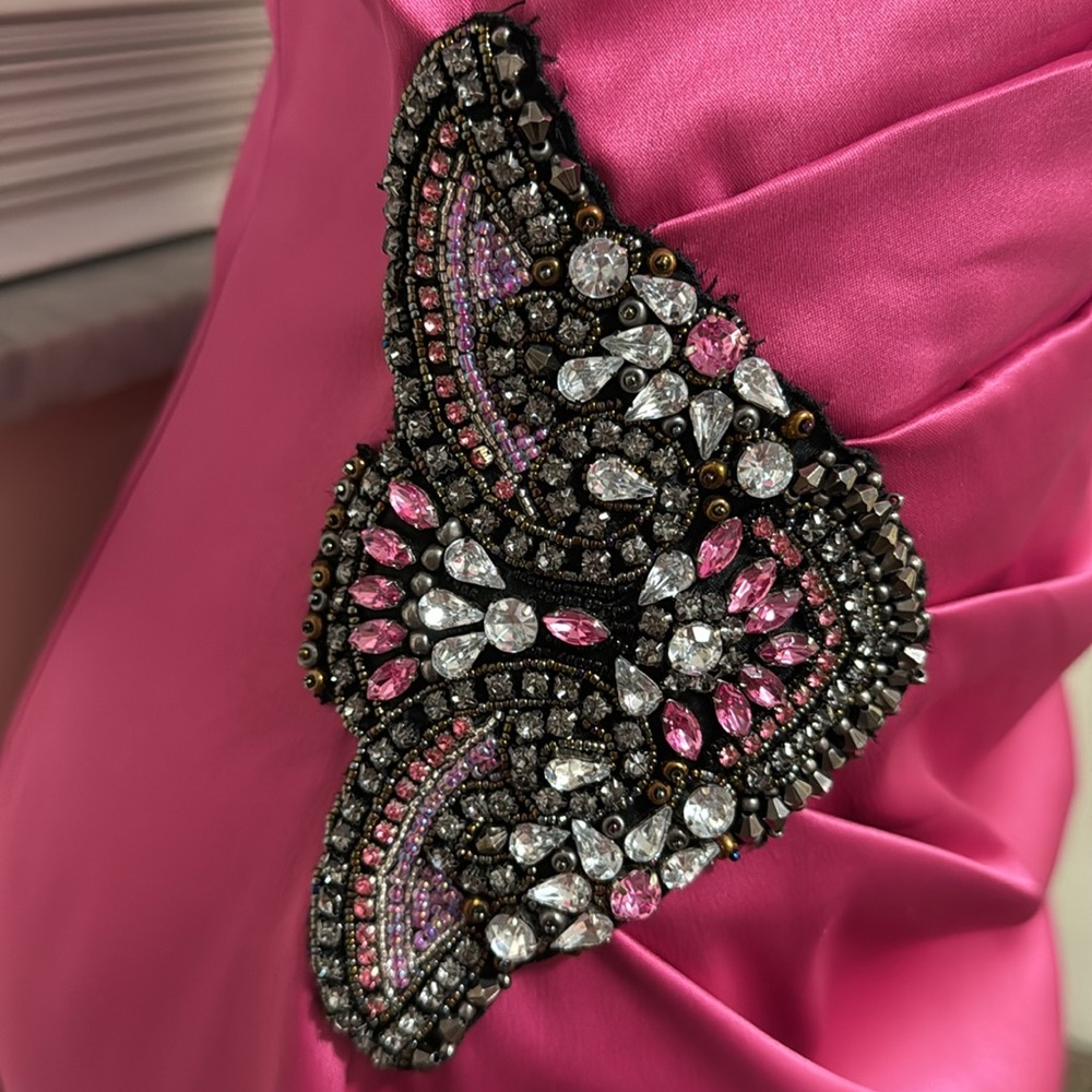 Eliza J NWT Beaded Hot Pink One Shoulder Satin Cocktail Dress size 8 sequined - Picture 4 of 9